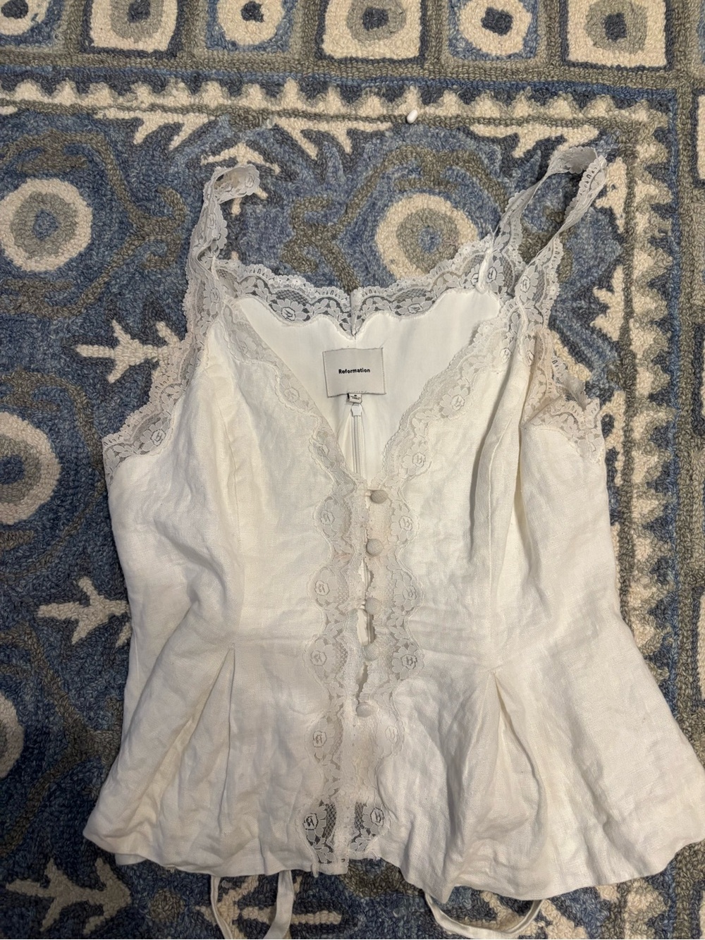 Reformation Josefina top- white linen with lace detailing